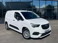 Used Vauxhall Combo Sportive 100 HP (73 kW) 2020 White MPV