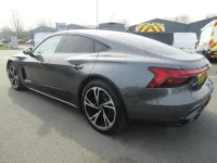 Second-hand Audi e-tron GT quattro Comfort 389 kW (530 CP) 2023 Gri Berlinǎ