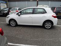 used Toyota Auris 1.6 V-Matic TR 5dr