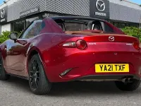 Begagnad Mazda MX5 Inclusive 184 HK (135 kW) 2021 Röd Cab