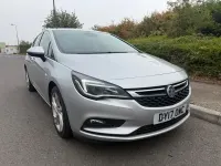 Used Vauxhall Astra SRi 136 HP (100 kW) 2017 Silver Hatchback