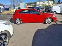 Usado Mercedes A180 SE 2014 Vermelho Citadino