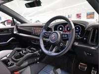 New Porsche Cayenne S 468 HP (344 kW) 2025 Grey SUV