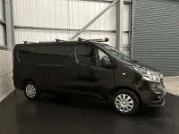 Second-hand Vauxhall Vivaro Sportive 120 CP (88 kW) 2019 Negru Monovolum