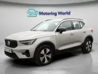 Usado Volvo XC40 Plus 211 HP (155 kW) 2023 Prateado SUV
