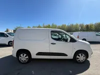 Used Vauxhall Combo Sportive 100 HP (73 kW) 2021 White MPV