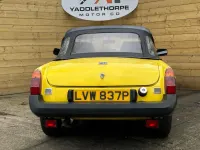 Used MG B 1975 Yellow Cabriolet