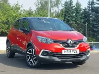 Used Renault Captur Iconic 90 HP (66 kW) 2019 Red SUV