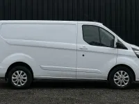 Used Ford Transit Custom Limited 130 HP (95 kW) 2019 White Van