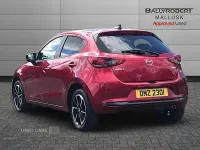 Używany Mazda 2 Homura-Aka 116 KM (85 kW) 2024 Czerwony Hatchback