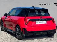 Used Mini Cooper SE Hatch 158 kW (215 HP) 2024 Red Hatchback