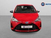 Used Toyota Yaris Hybrid Active 101 HP (74 kW) 2019 Red Hatchback