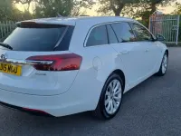Used Vauxhall Insignia Elite 140 HP (102 kW) 2015 White Estate