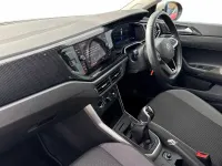 Used VW Taigo Life 95 HP (69 kW) 2024 Grey SUV