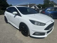 Used Ford Focus ST 185 HP (136 kW) 2015 White Hatchback