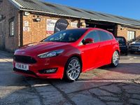 Used Ford Focus ST-Line 140 HP (102 kW) 2018 Red Hatchback