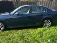 Begagnad BMW 320 2006 Blå Sedan