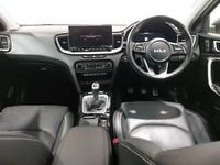 Used Kia XCeed 158 HP (116 kW) 2022 Yellow SUV