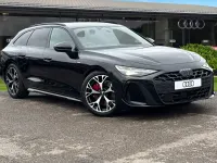 Ny Audi A6 Comfort 2025 Grön Kombi