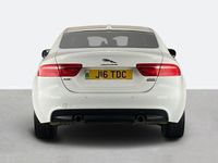 Used Jaguar XE R-Sport 250 HP (183 kW) 2017 White Sedan