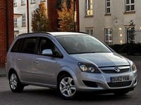 Used Vauxhall Zafira 120 HP (88 kW) 2013 Silver MPV