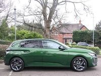Used Peugeot 308 Allure Premium 129 HP (94 kW) 2023 Green Hatchback
