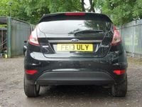 Used Ford Fiesta Titanium 100 HP (73 kW) 2013 Black Hatchback