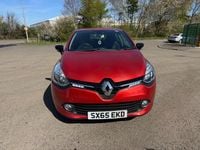 Used Renault Clio IV Dynamique 90 HP (66 kW) 2016 Red Hatchback