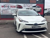 Used Toyota Prius 2025 White Hatchback