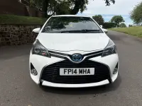 Used Toyota Yaris 101 HP (74 kW) 2014 White Hatchback