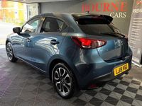 Begagnad Mazda 2 Inclusive 90 HK (66 kW) 2019 Blå Halvkombi