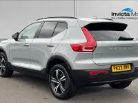 Usado Volvo XC40 Plus 163 HP (119 kW) 2023 Cinzento SUV