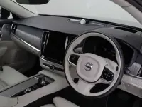 Second-hand Volvo V90 Ultimate 250 CP (183 kW) 2024 Gri Break