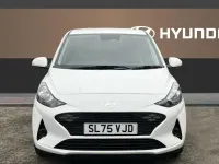 Novo Hyundai i10 Advanced 63 HP (46 kW) 2025 Vermelho Citadino