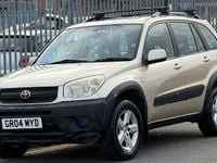 Usado Toyota RAV4 147 HP (108 kW) 2004 Bege SUV