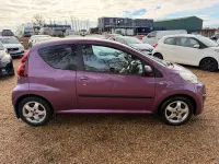 Second-hand Peugeot 107 Allure 68 CP (50 kW) 2012 Mov Hatchback