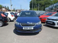 Used Skoda Fabia SE 90 HP (66 kW) 2017 Blue Estate
