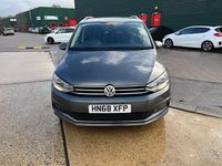 Begagnad VW Touran SEL 150 HK (110 kW) 2018 Grå Minibuss