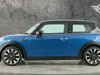 Used Mini Cooper Exclusive 134 HP (98 kW) 2023 Blue Hatchback