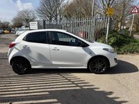 Used Mazda 2 Edition 2013 White Hatchback