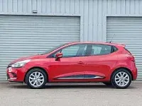 Used Renault Clio IV Dynamique 90 HP (66 kW) 2017 Red Hatchback