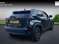 Used Toyota Yaris Hybrid Design 116 HP (85 kW) 2026 Estate