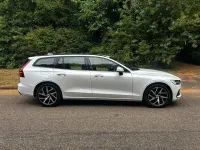 Used Volvo V60 Momentum 2019 White Estate