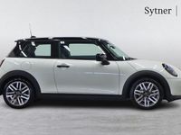 Used Mini Cooper Hatch 154 HP (113 kW) 2024 White Hatchback
