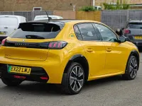 Used Peugeot e-208 Premium 100 kW (136 HP) 2022 Yellow Hatchback