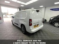 Used Peugeot Partner S 100 HP (73 kW) 2024 White MPV