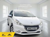 Used Peugeot 208 Allure 70 HP (51 kW) 2013 White Hatchback