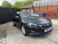 Second-hand Vauxhall Astra SRi 136 CP (100 kW) 2016 Negru Hatchback