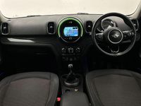 Begagnad Mini Cooper Countryman 134 HK (98 kW) 2017 Blå SUV