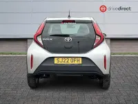 Used Toyota Aygo X PURE 72 HP (52 kW) 2022 Silver SUV
